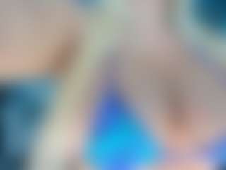 adrianna777's Live Sex Cam Show