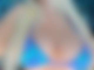 adrianna777's Live Sex Cam Show