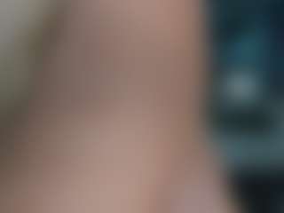 adrianna777's Live Sex Cam Show