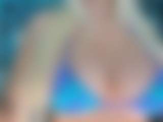 adrianna777's Live Sex Cam Show