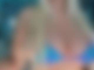 adrianna777's Live Sex Cam Show