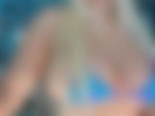 adrianna777's Live Sex Cam Show