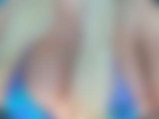 adrianna777's Live Sex Cam Show