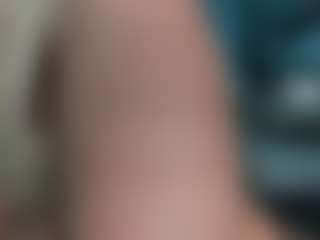 adrianna777's Live Sex Cam Show