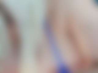 adrianna777's Live Sex Cam Show