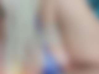 adrianna777's Live Sex Cam Show
