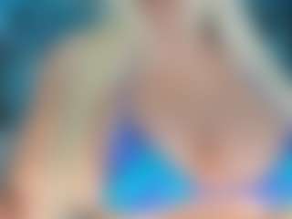 adrianna777's Live Sex Cam Show