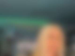 adrianna777's Live Sex Cam Show