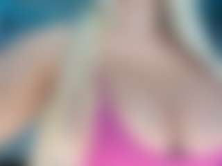 adrianna777's Live Sex Cam Show