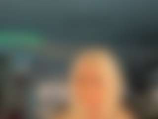 adrianna777's Live Sex Cam Show