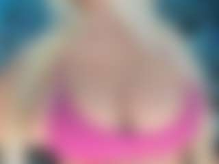 adrianna777's Live Sex Cam Show