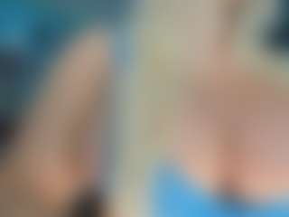 adrianna777's Live Sex Cam Show
