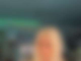 adrianna777's Live Sex Cam Show