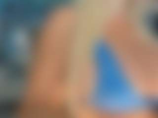 adrianna777's Live Sex Cam Show