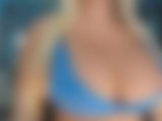 adrianna777's Live Sex Cam Show