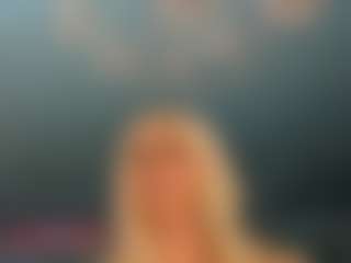 adrianna777's Live Sex Cam Show