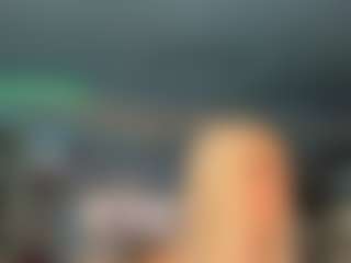adrianna777's Live Sex Cam Show