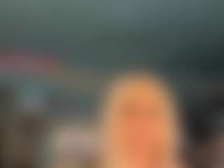 adrianna777's Live Sex Cam Show