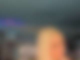 adrianna777's Live Sex Cam Show