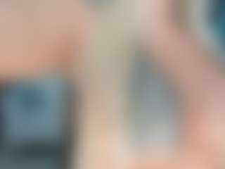adrianna777's Live Sex Cam Show