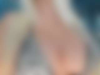 adrianna777's Live Sex Cam Show