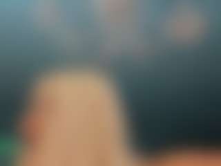 adrianna777's Live Sex Cam Show