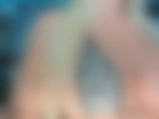 adrianna777's Live Sex Cam Show