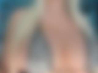 adrianna777's Live Sex Cam Show