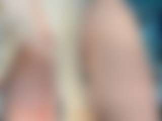 adrianna777's Live Sex Cam Show