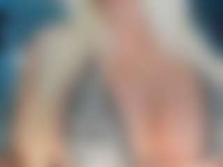 adrianna777's Live Sex Cam Show