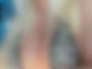 adrianna777's Live Sex Cam Show