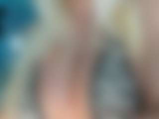 adrianna777's Live Sex Cam Show
