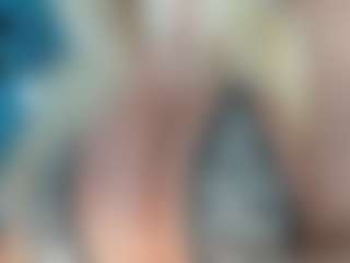 adrianna777's Live Sex Cam Show