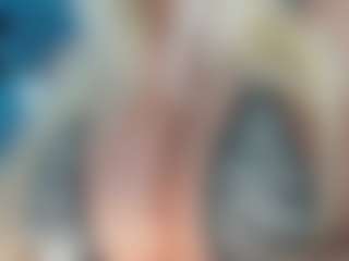 adrianna777's Live Sex Cam Show