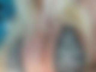 adrianna777's Live Sex Cam Show