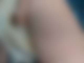 adrianna777's Live Sex Cam Show