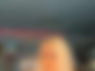 adrianna777's Live Sex Cam Show