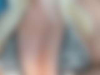 adrianna777's Live Sex Cam Show