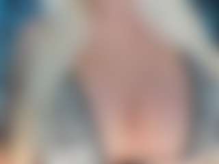 adrianna777's Live Sex Cam Show