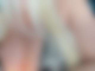 adrianna777's Live Sex Cam Show
