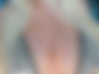 adrianna777's Live Sex Cam Show