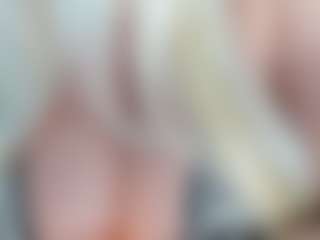 adrianna777's Live Sex Cam Show