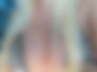 adrianna777's Live Sex Cam Show