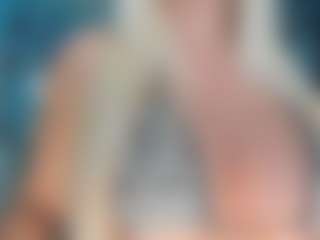 adrianna777's Live Sex Cam Show