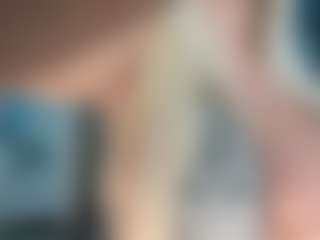 adrianna777's Live Sex Cam Show