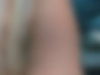 adrianna777's Live Sex Cam Show