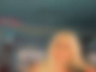 adrianna777's Live Sex Cam Show