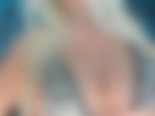 adrianna777's Live Sex Cam Show