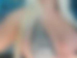 adrianna777's Live Sex Cam Show