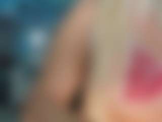 adrianna777's Live Sex Cam Show